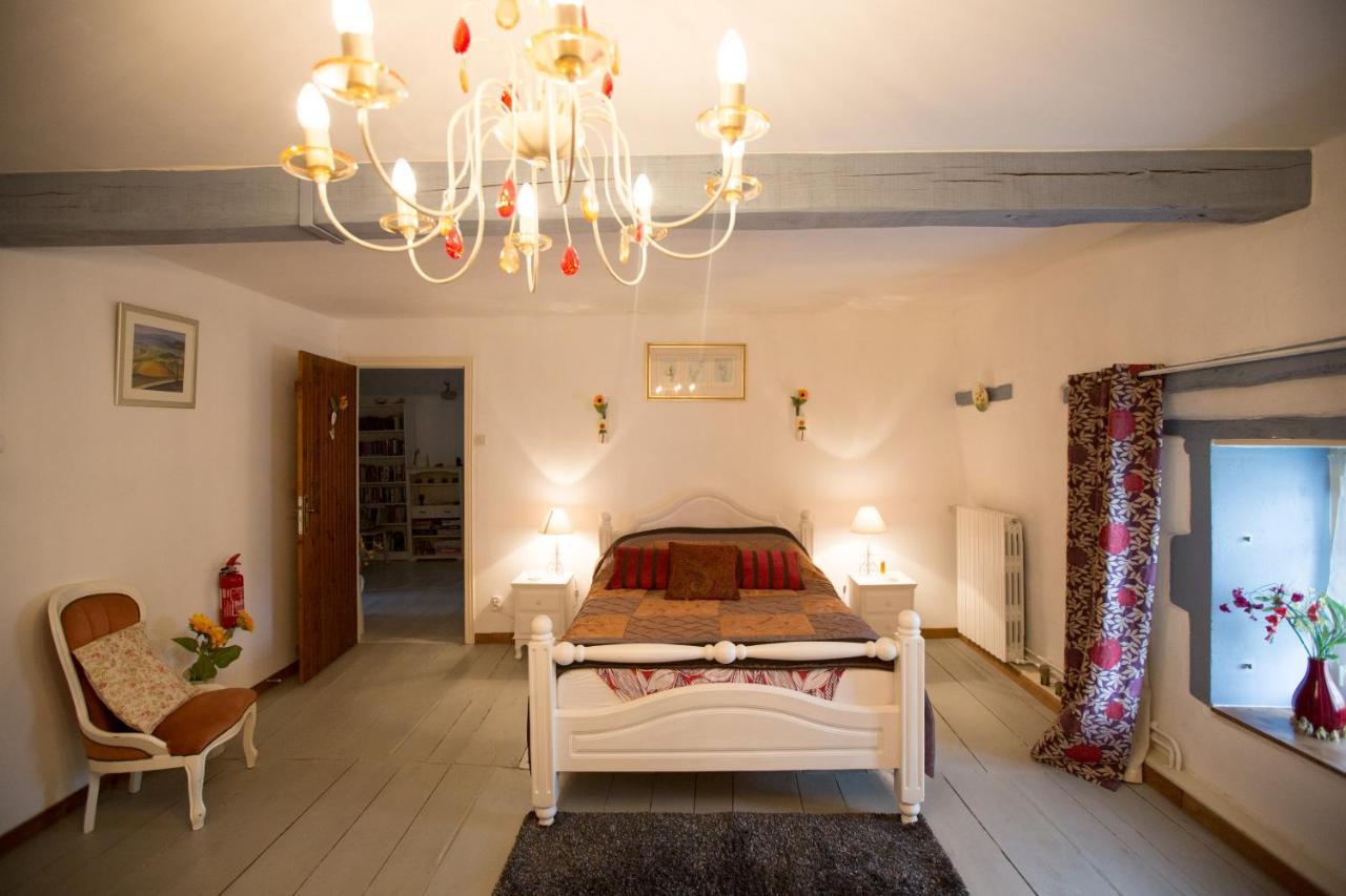 La Maison Des Fleurs Montembœuf Eksteriør bilde