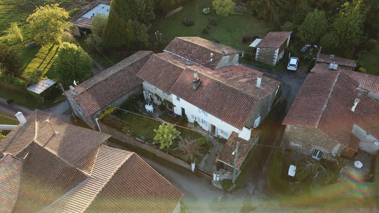 La Maison Des Fleurs Montembœuf Eksteriør bilde