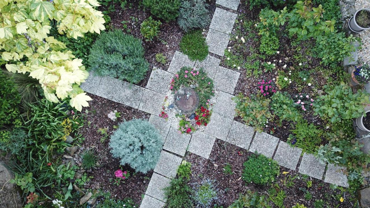 La Maison Des Fleurs Montembœuf Eksteriør bilde