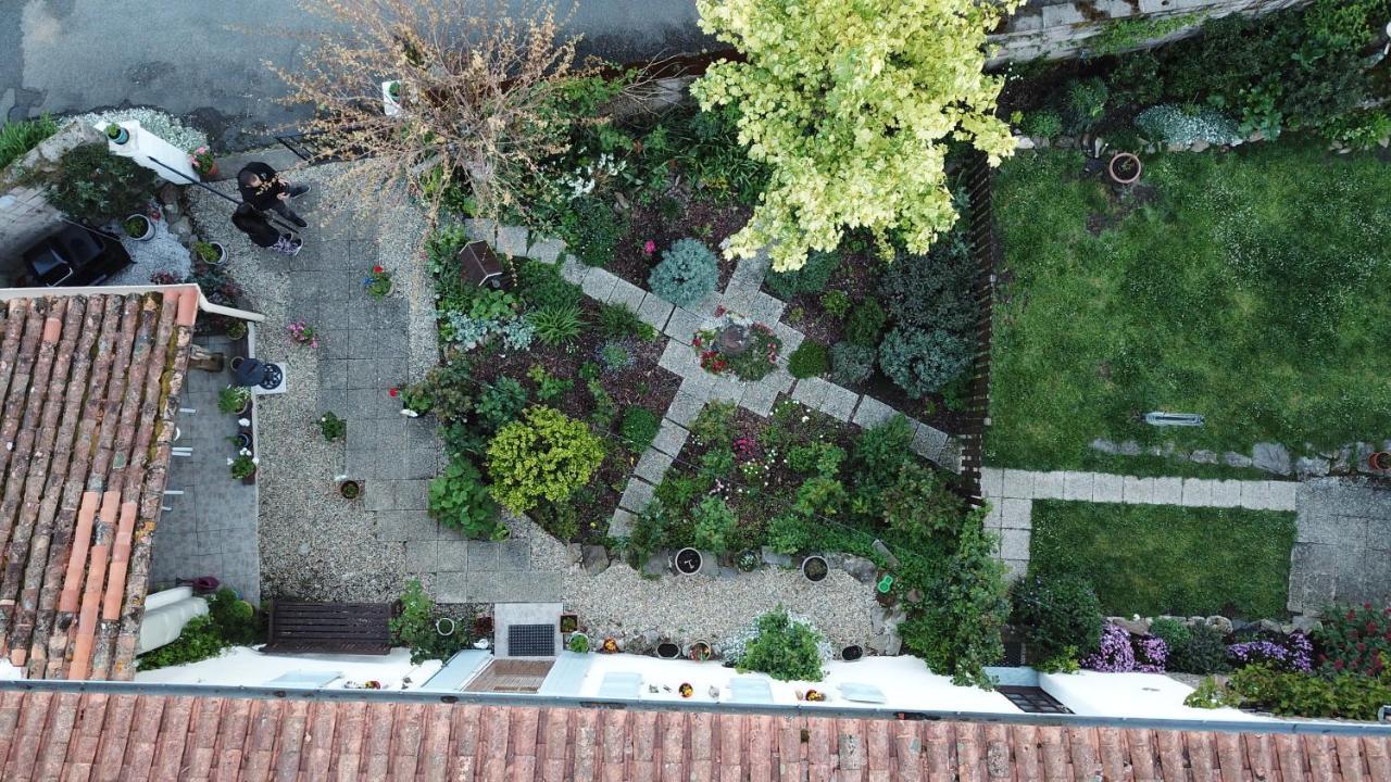 La Maison Des Fleurs Montembœuf Eksteriør bilde